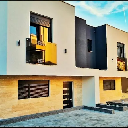 La Merion * Starigrad Paklenica