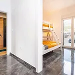 La Merion Villa
